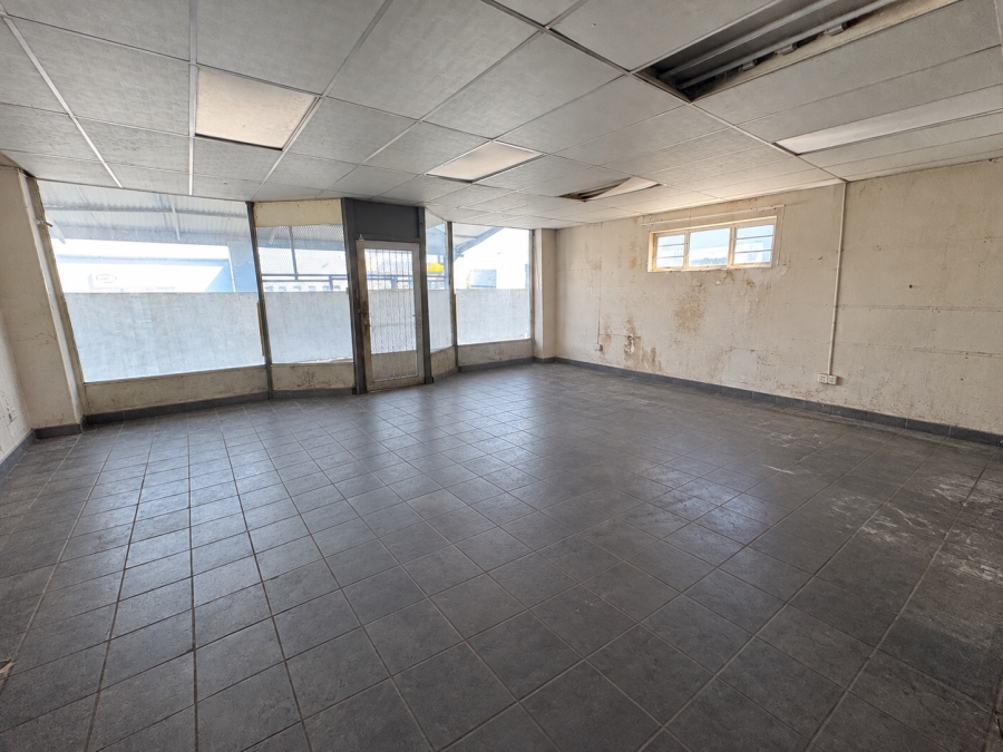 Commercial Property for Sale in Vincent Eastern Cape